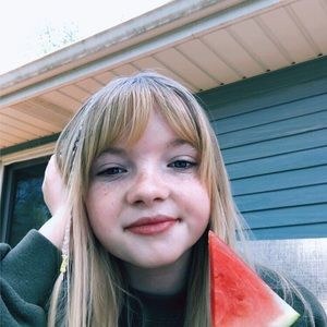 Meet your Posher, Addison